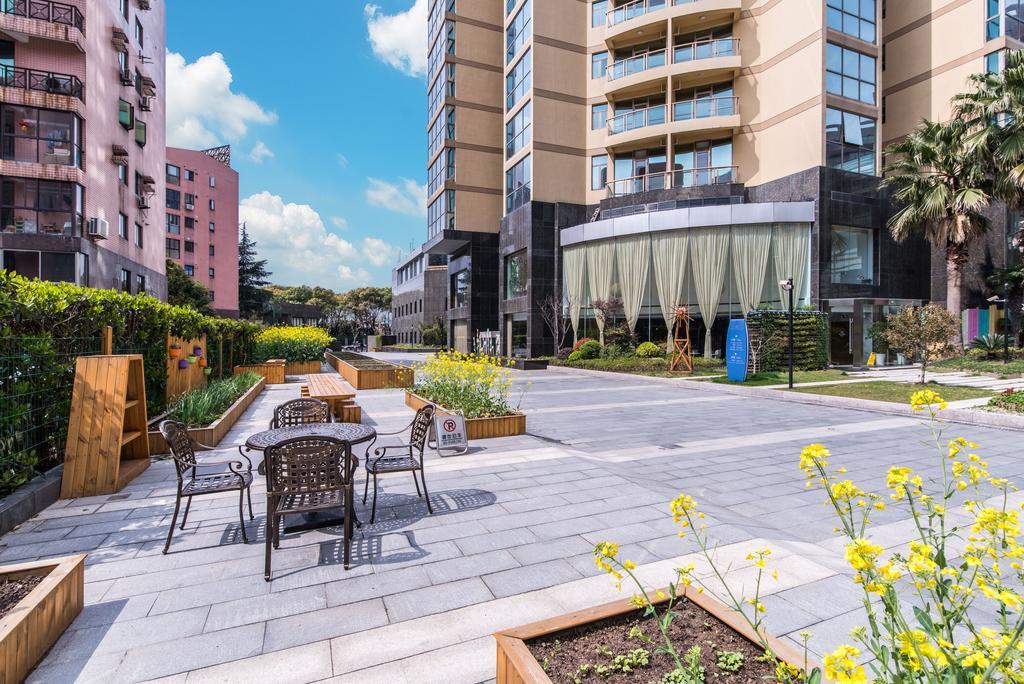 Green Court Residence Jinqiao Diamond Šanghaj Exteriér fotografie